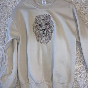 Lion sweatshirt